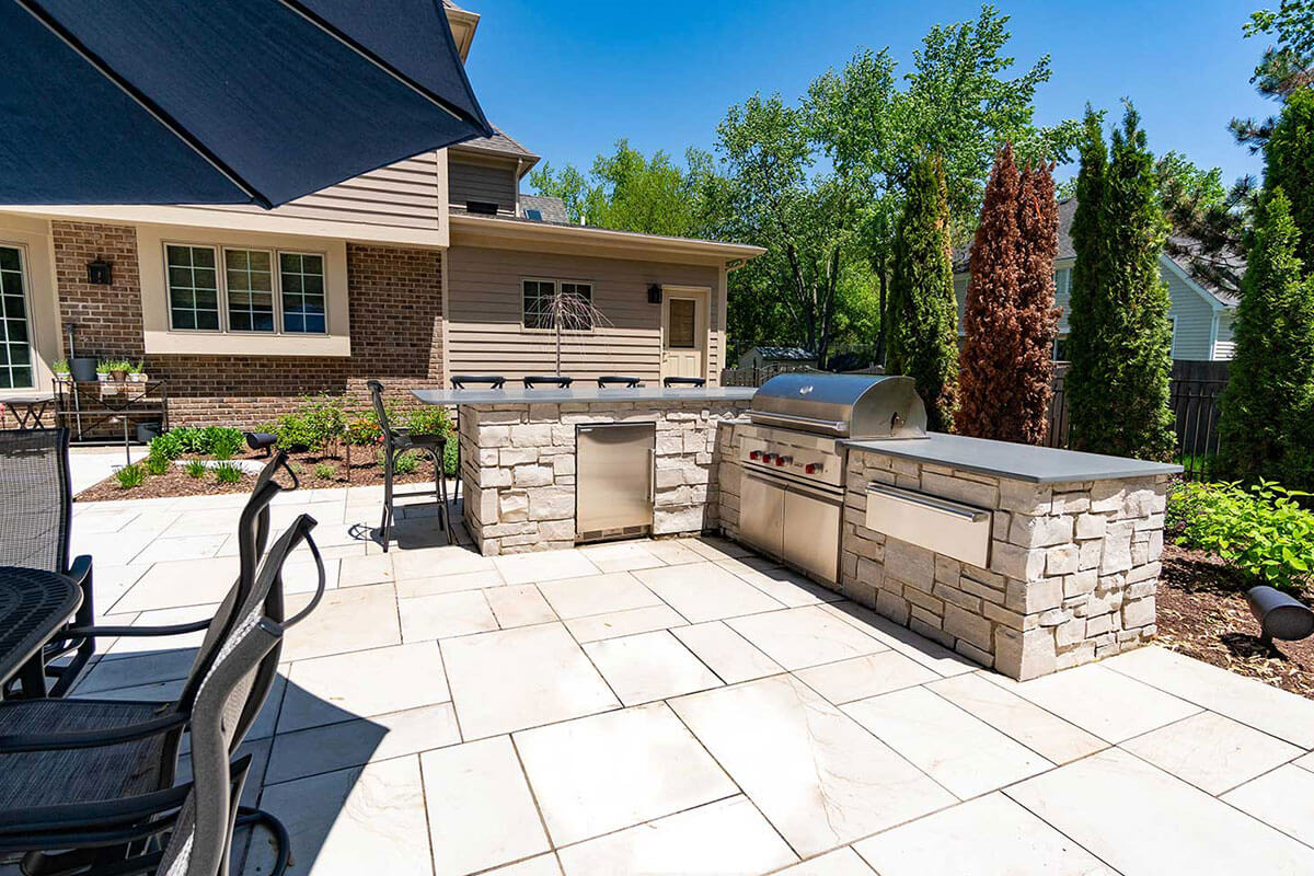 Hardscapes backyard in Warrenville